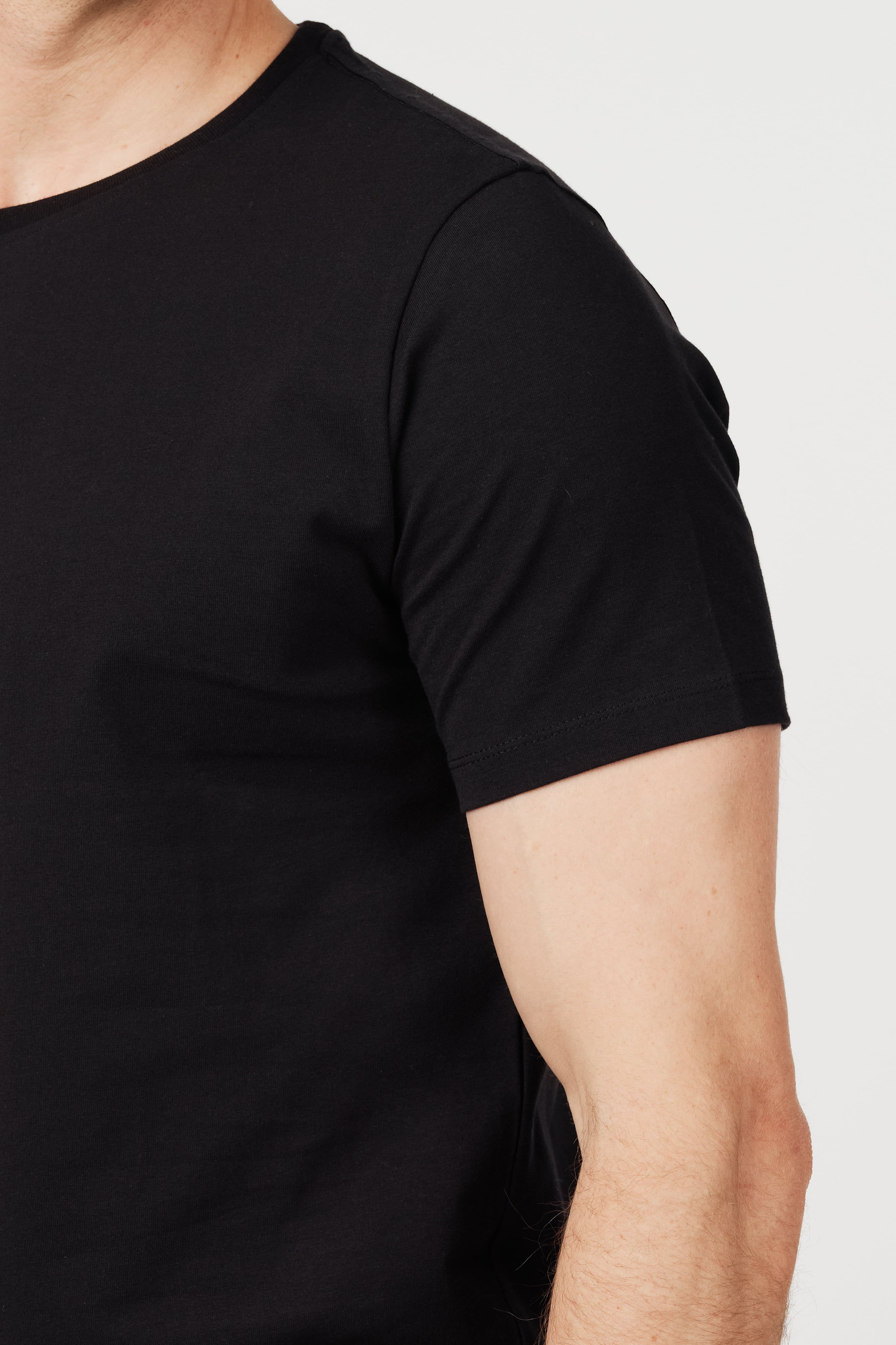 RÆR STUDIOS Pima Cotton Crew Neck T-Shirt Black