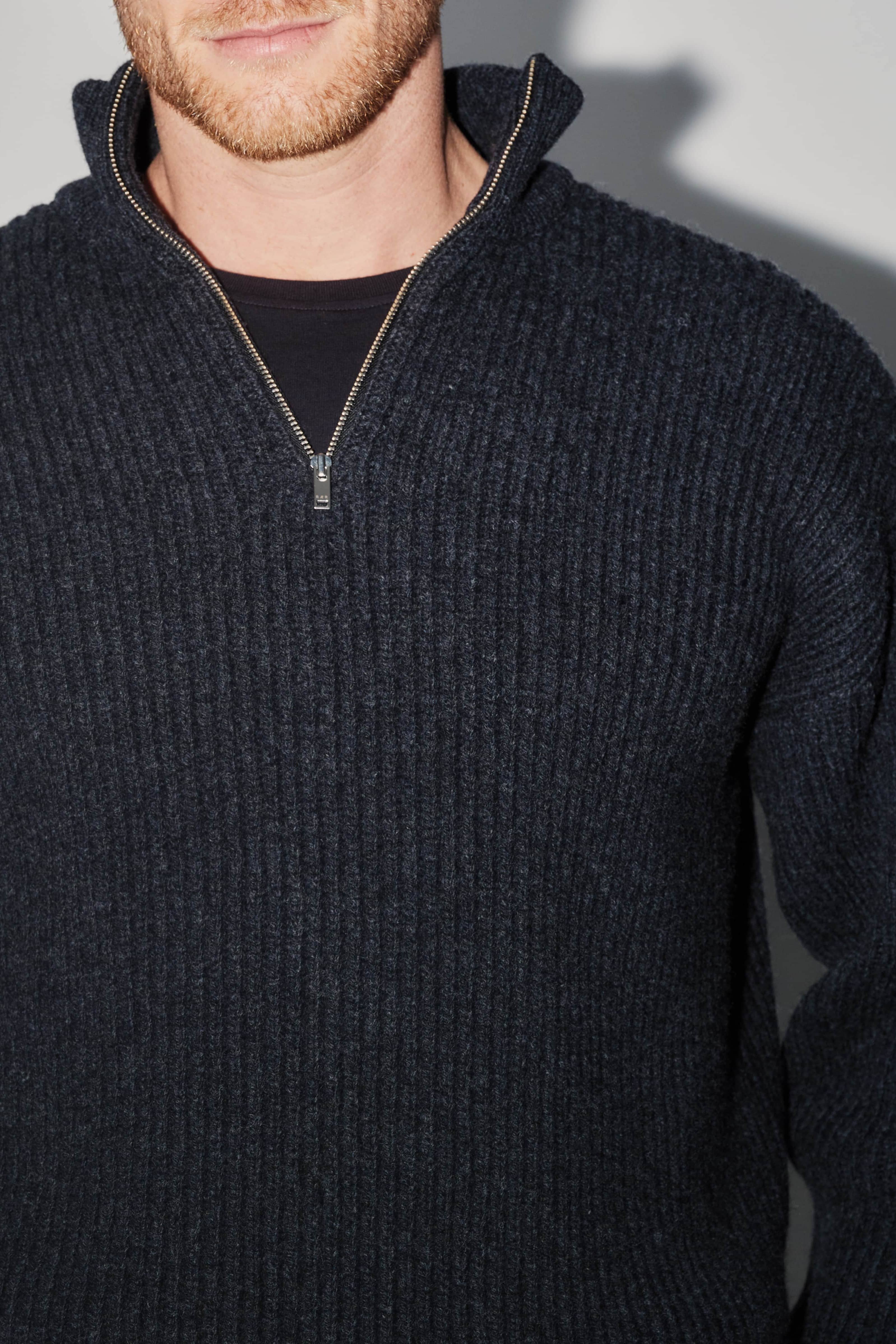 RÆR STUDIOS Relaxed Merino Wool Quarter-Zip Sweater – Anthracite